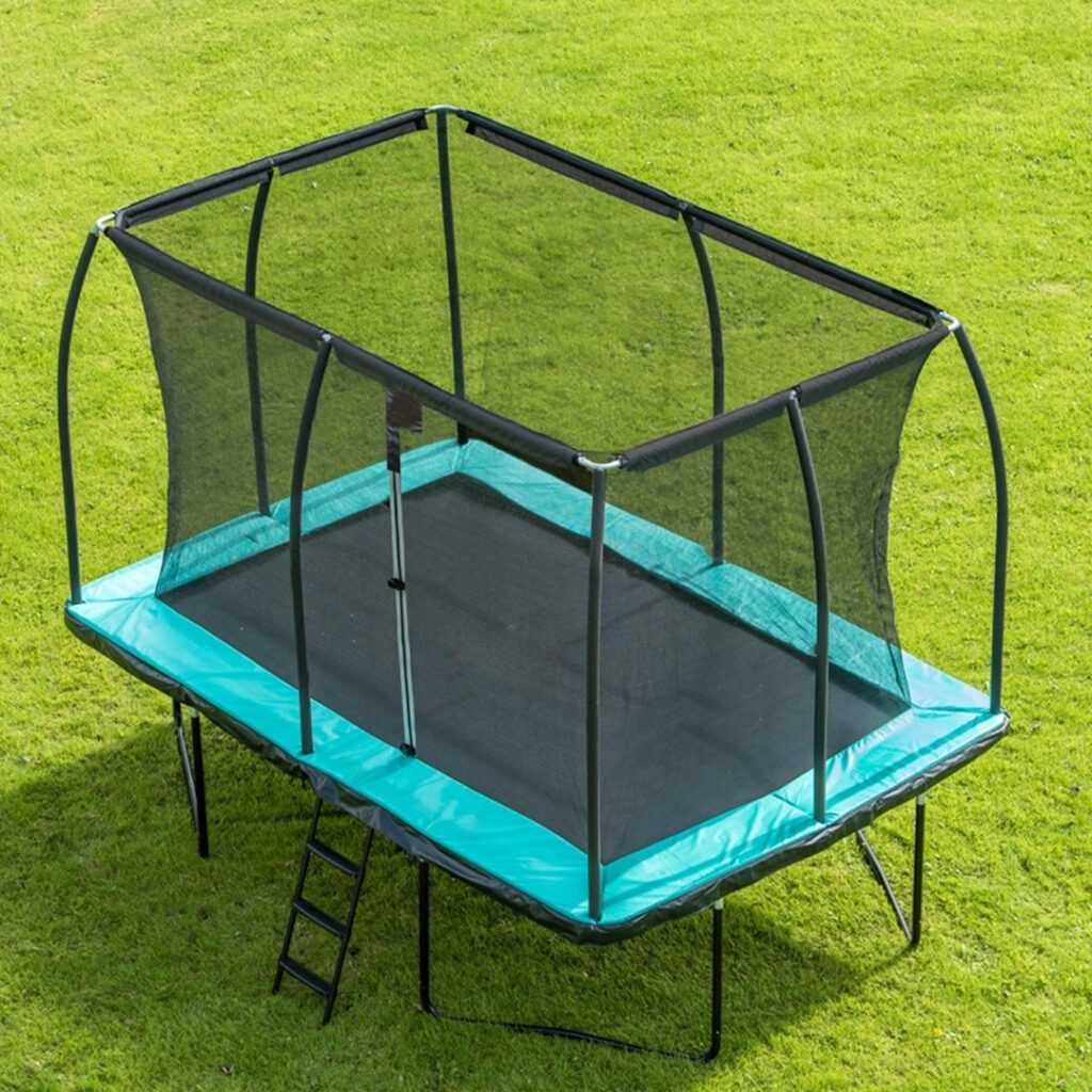 Rectangular trampoline by super tramp